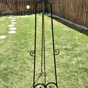 Grand Wrought Iron Floor Easel