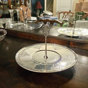 Victorian-Style Silver-Plated Petite 1-Tier Pastry Stand