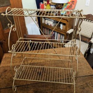 Gilded French-Country 3-Tier Tabletop Stand
